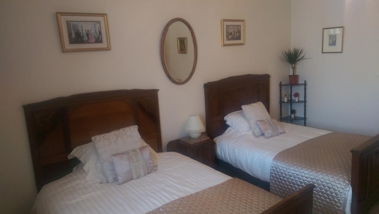 Bed and Breakfast Vingt Grand Rue Champagne-Mouton Exterior foto