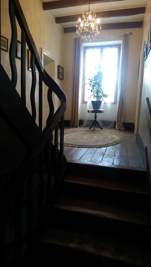 Bed and Breakfast Vingt Grand Rue Champagne-Mouton Exterior foto