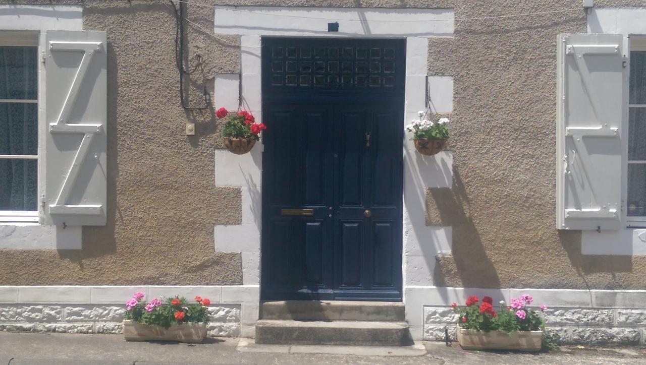 Bed and Breakfast Vingt Grand Rue Champagne-Mouton Exterior foto